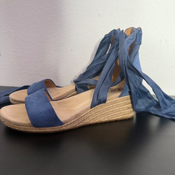 UGG Trina Wedge Espadrille Ankle Wrap Tie Up Sandals Size 10 Blue Suede BOHO - Picture 11 of 12